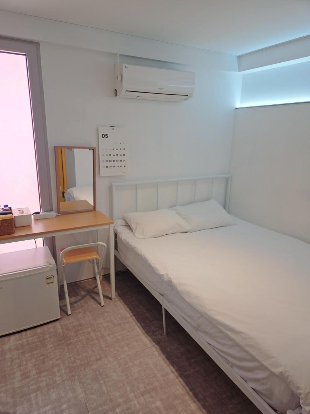 Look Home Guesthouse Сеул Экстерьер фото